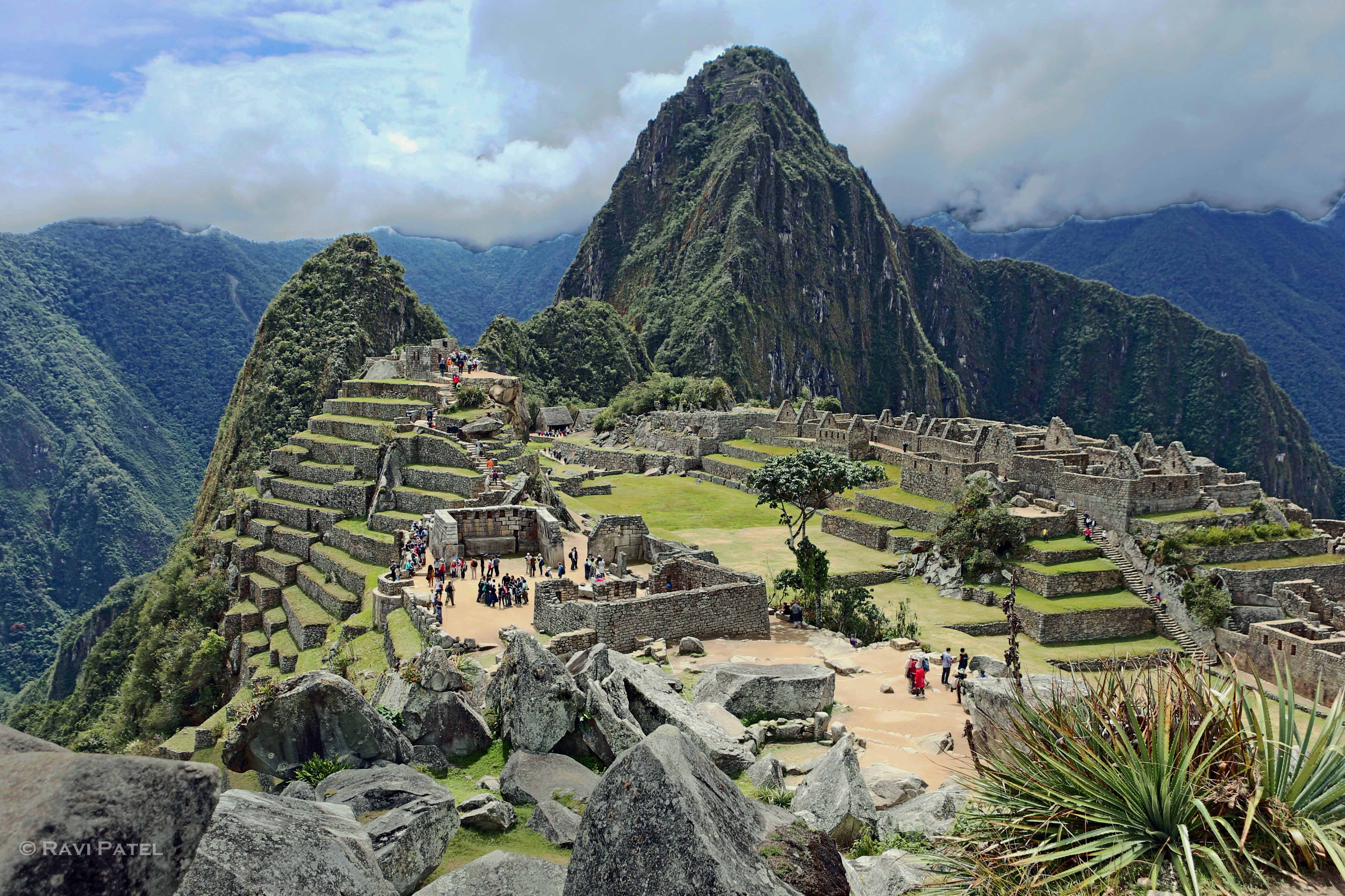 1 Journey 2 Wonders: Machu Picchu & Galapagos 11 days 10   nights HIGH COMFORT