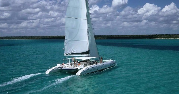 Catalina VIP boat