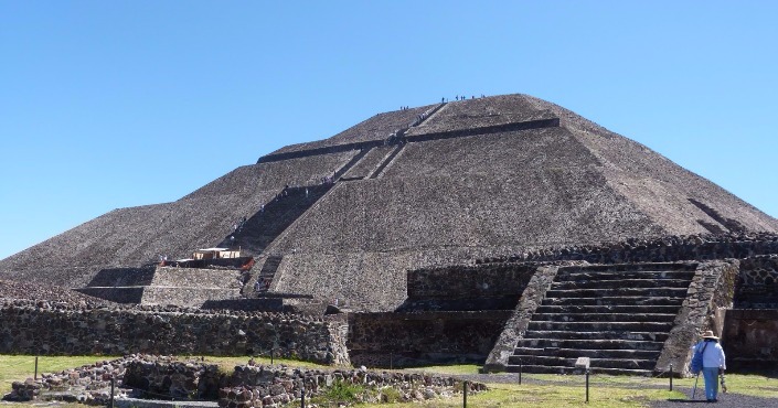 Teotihuacan Early Inside Tour