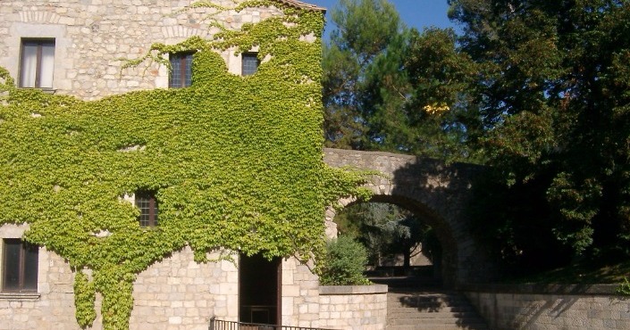 Private Tour in Girona & Dali Museum