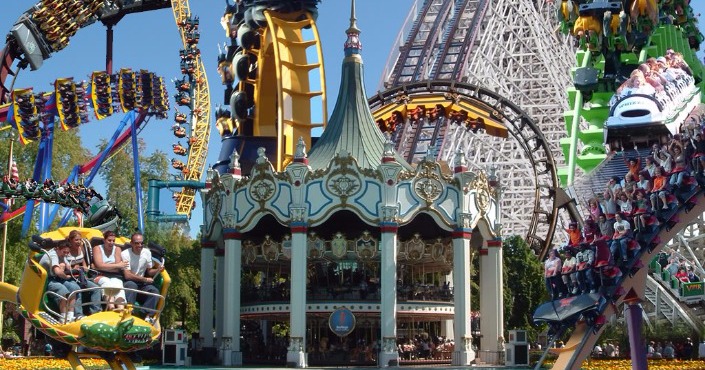 Mexico City Family Pass: Six Flags, Ripley&#039;s, KidZania, and Inbursa Aquarium